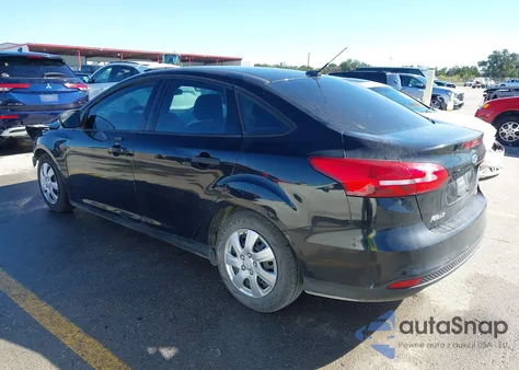 2016 Ford Focus S from USA, damaged, VIN 1FADP3E25GL324553